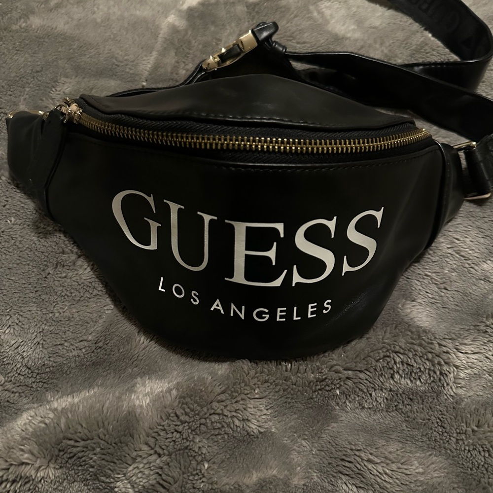 Guess Fanny Pack